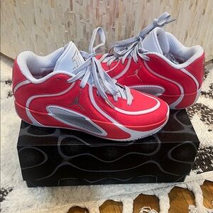 Jordan Tatum 4 Siren Red/Metallic Silver NIB